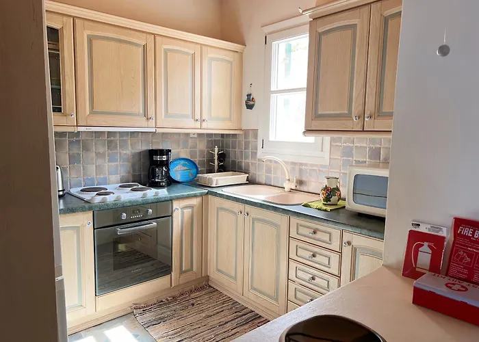 Sea View Serenity Вилла Кинион